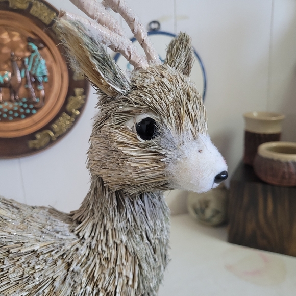 Woodland Deer Straw - Picture 4 of 13